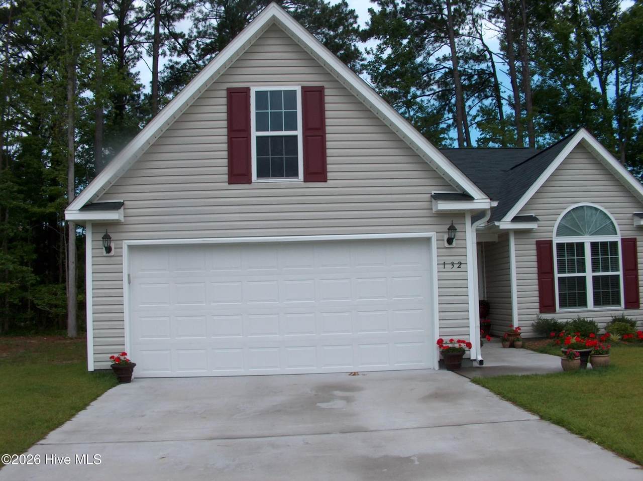132 Bermuda View - Photo 1