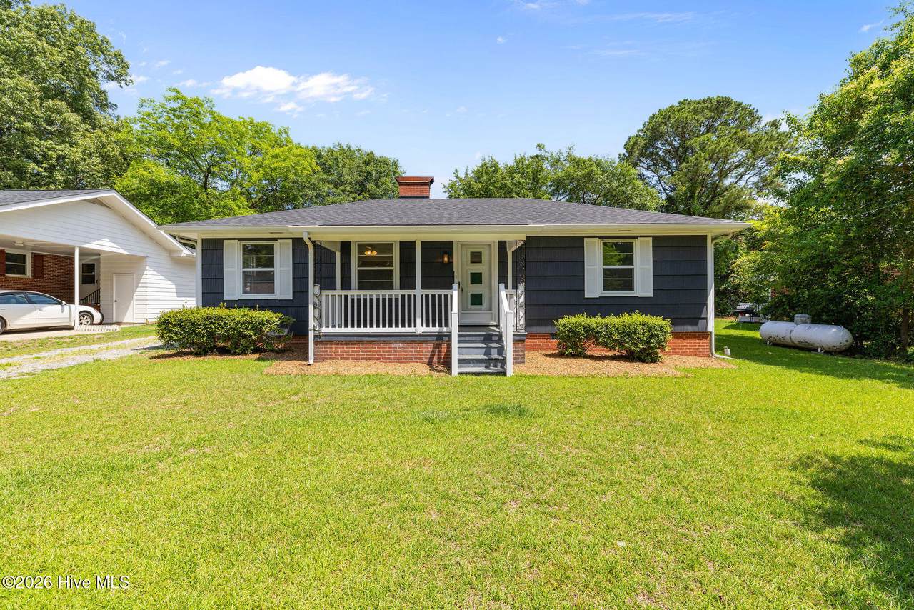 910 Pittman Street - Photo 1