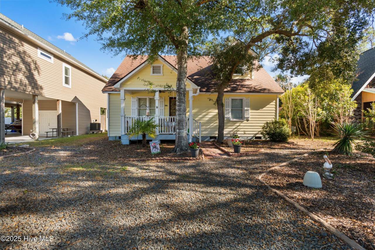 166 7th Street - Photo 1