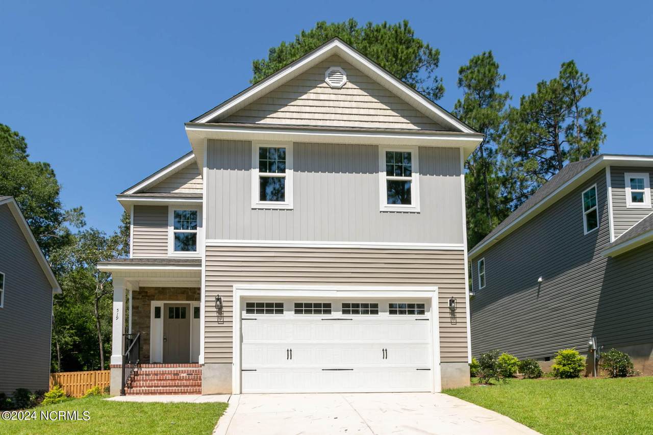 519 Sycamore Street - Photo 1