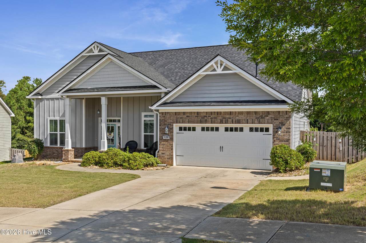 426 Bridle Path Road - Photo 1