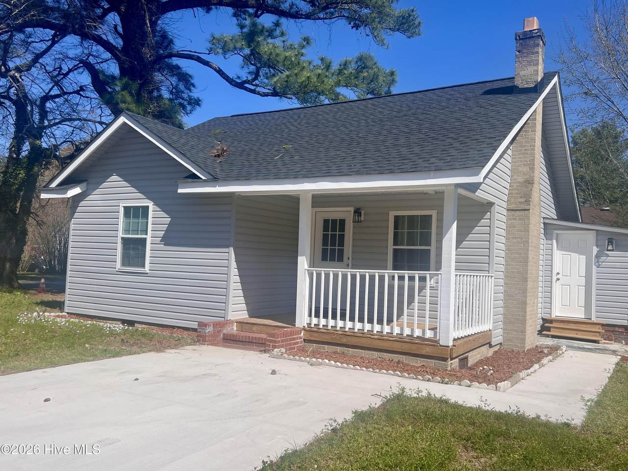 314 Burke Street - Photo 1