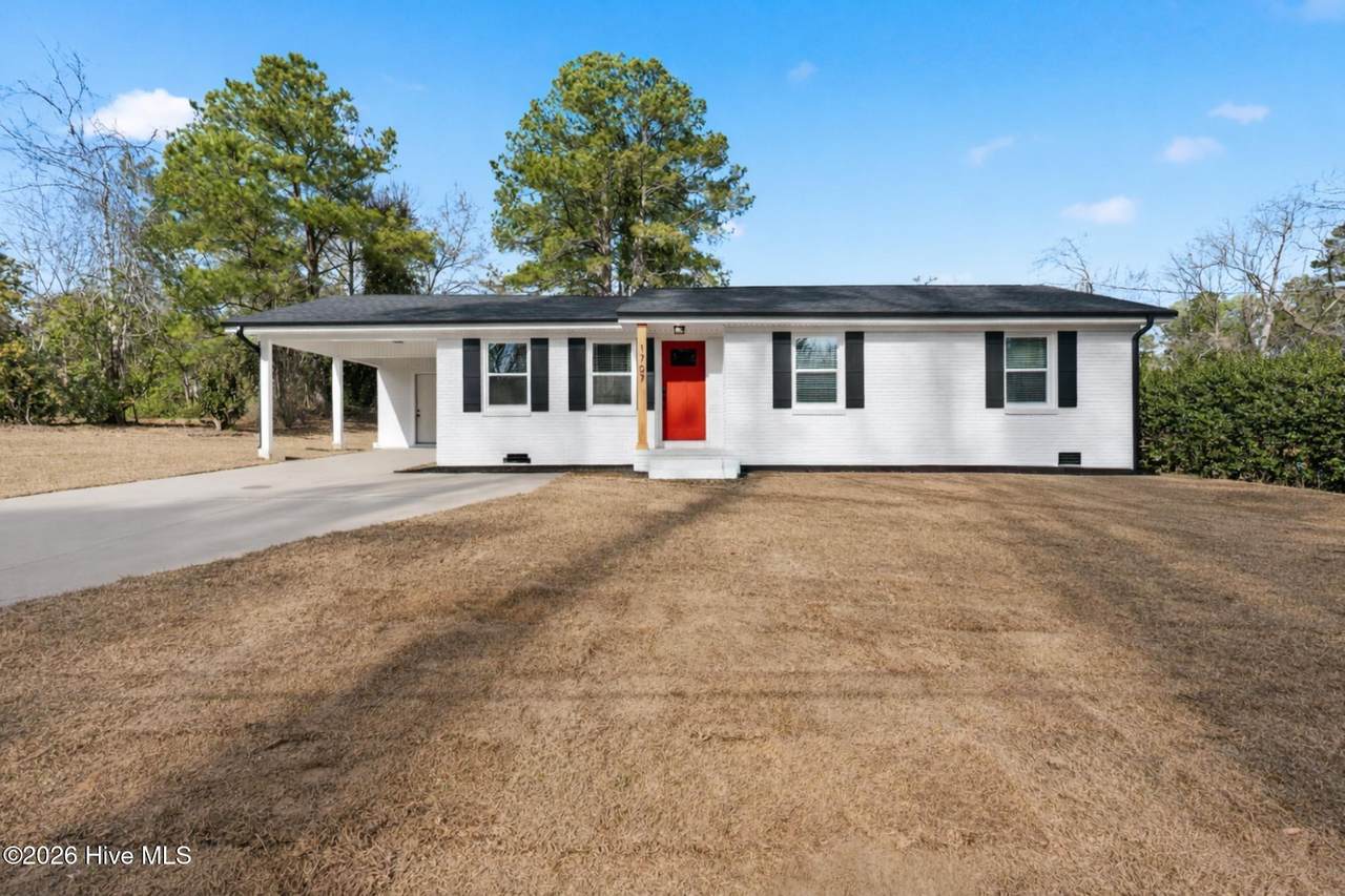 1707 Pine Street - Photo 1