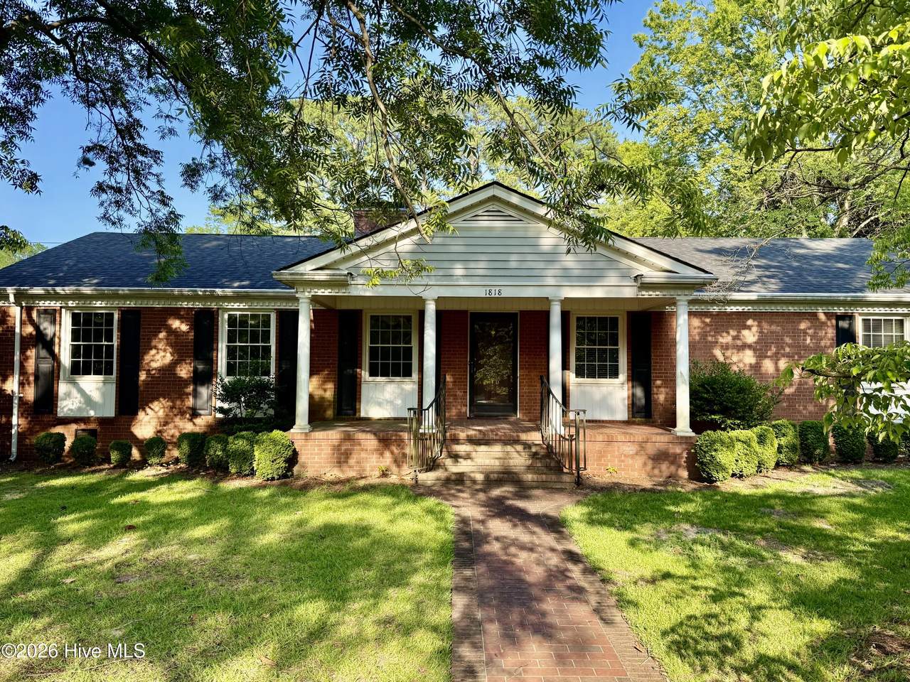1818 Friendly Road - Photo 1