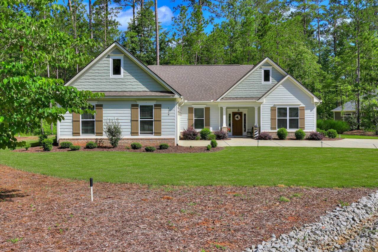 128 Crescent Drive - Photo 1