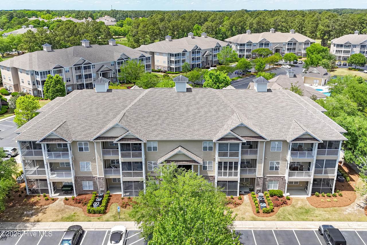 221 Woodlands Way - Photo 1