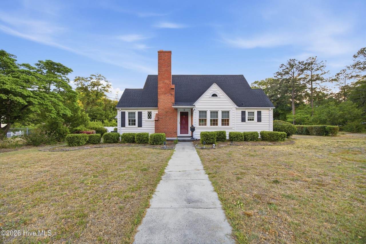 409 Myrtle Avenue - Photo 1