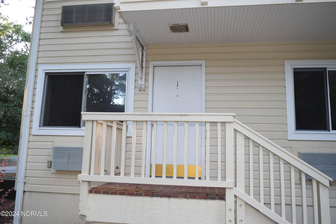 15 Mclean Road - Photo 1