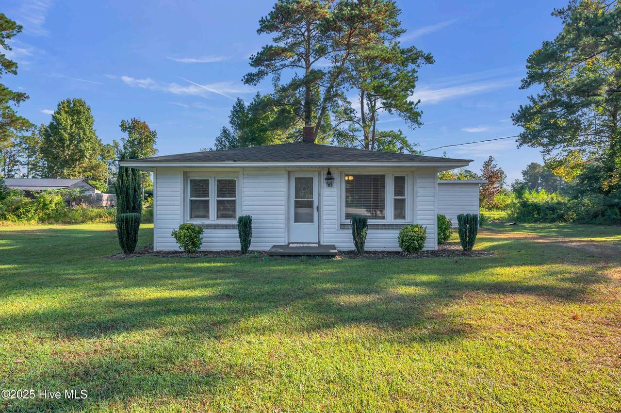 351 Green Swamp Road - Photo 1