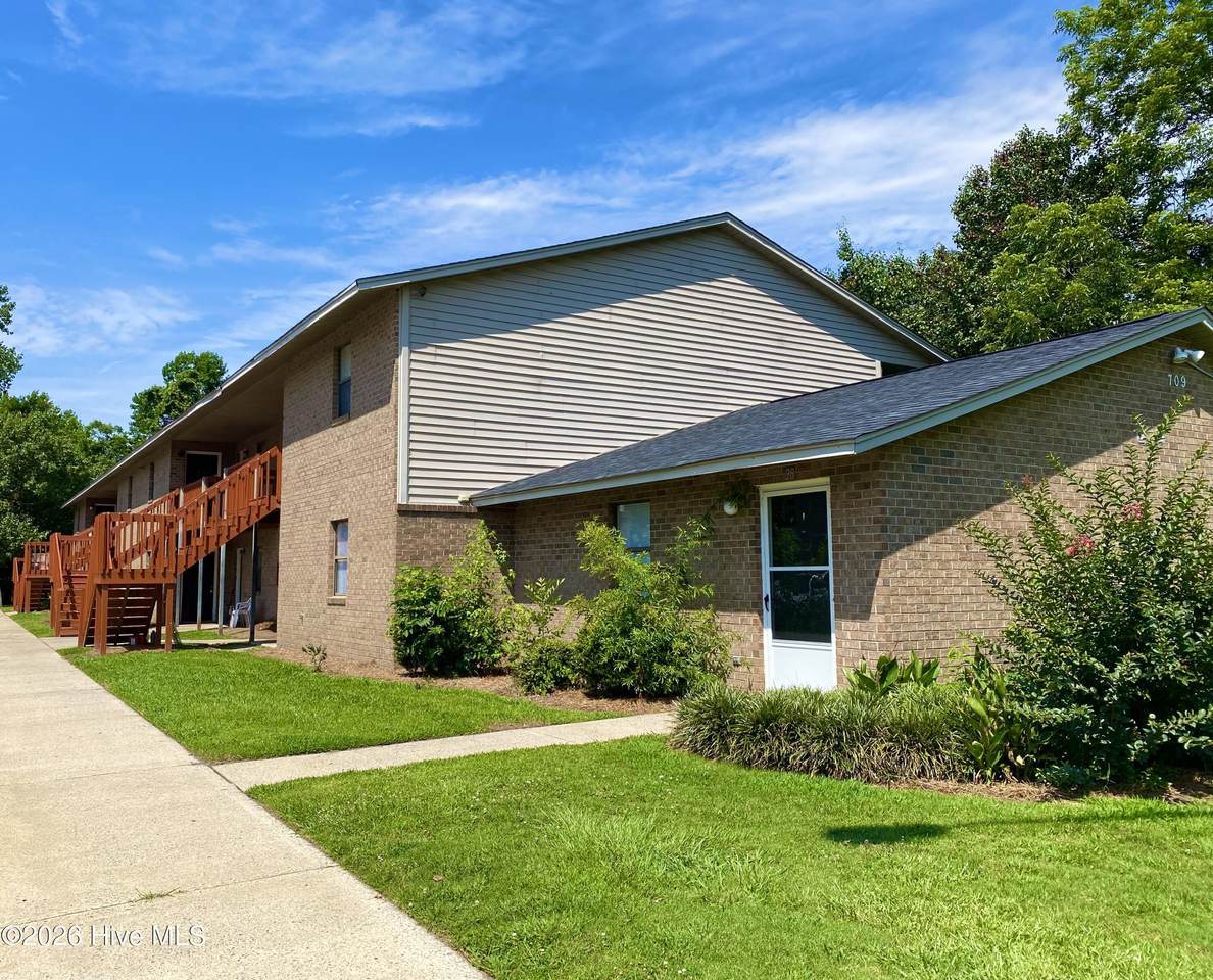 709 Patton Circle - Photo 1