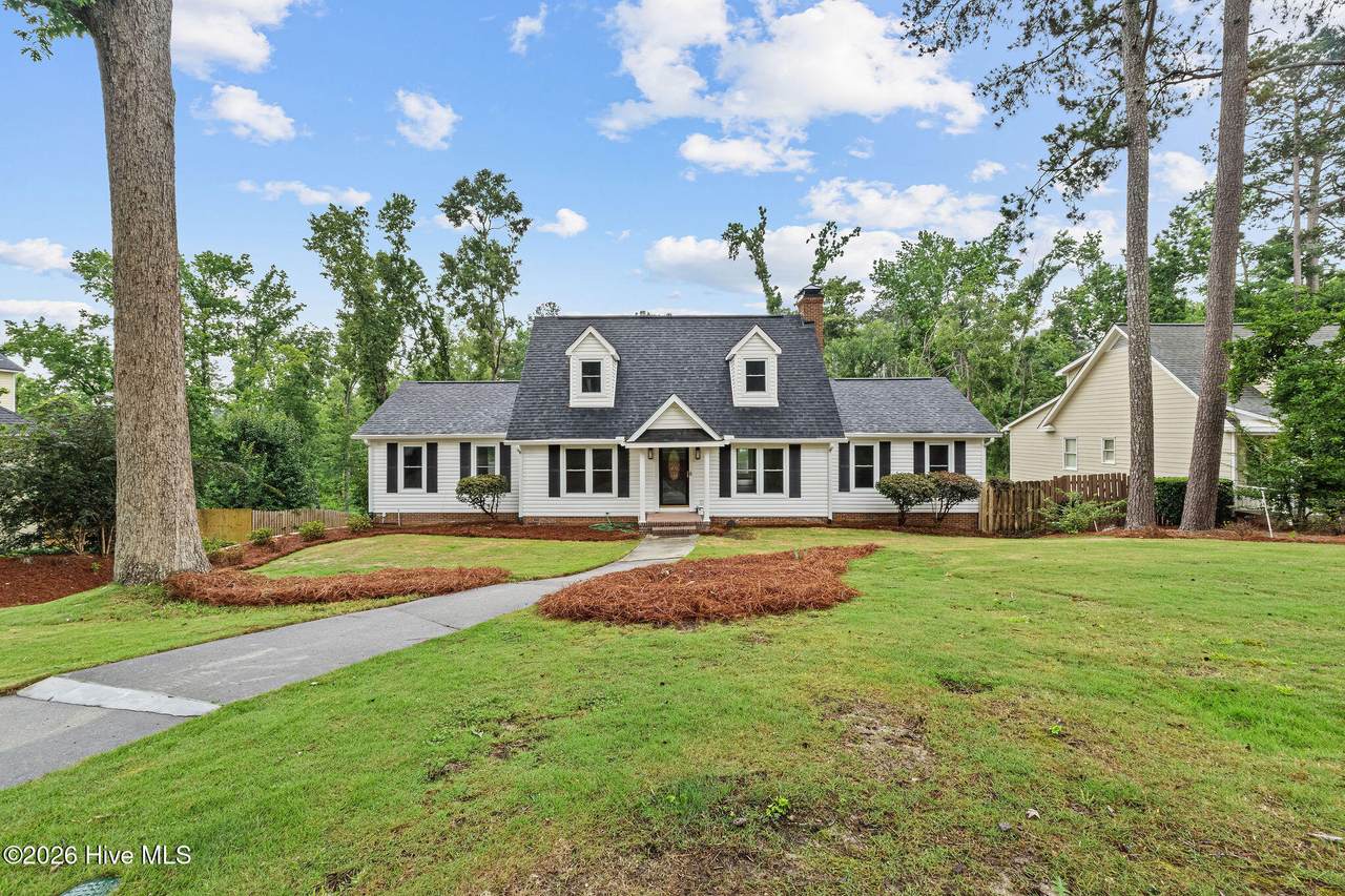 936 Deercrest Circle - Photo 1