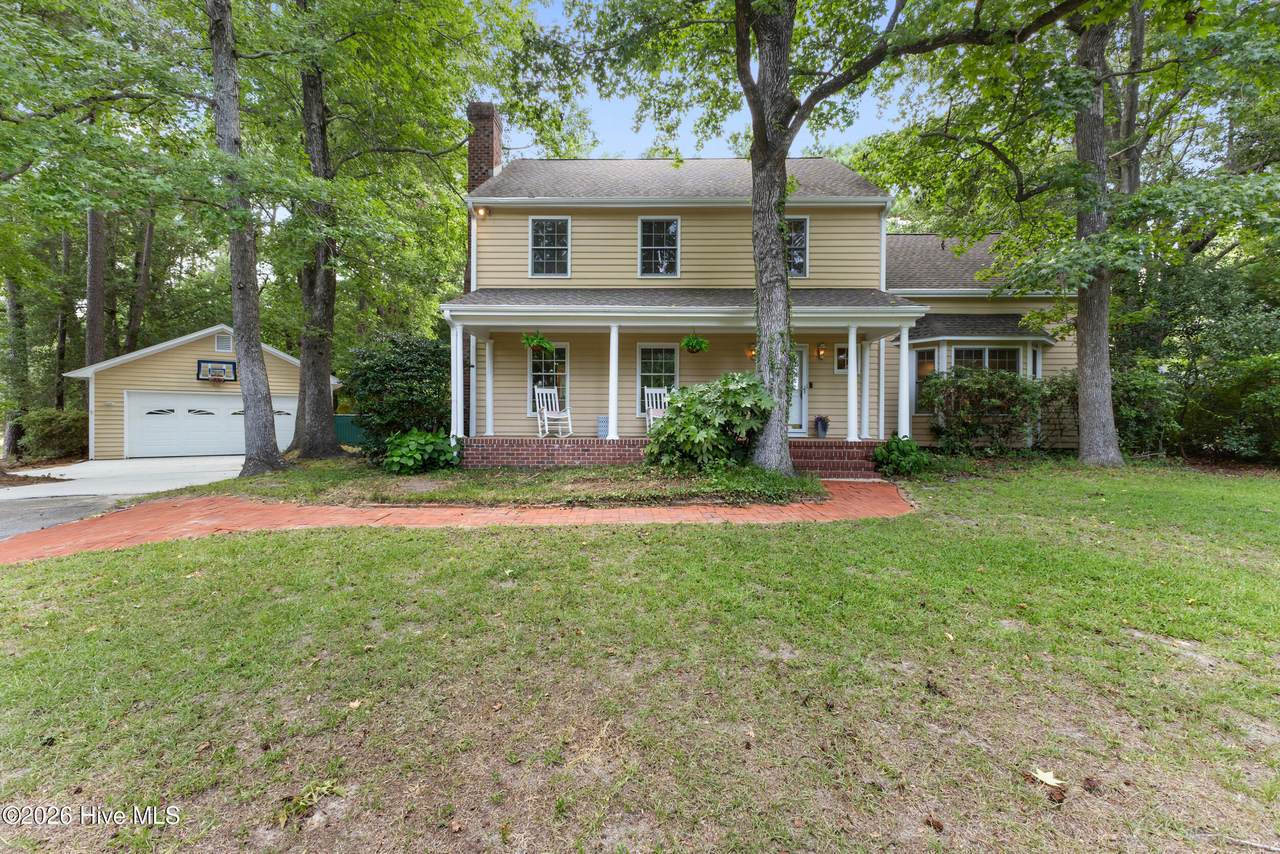 203 Savoy Circle - Photo 1