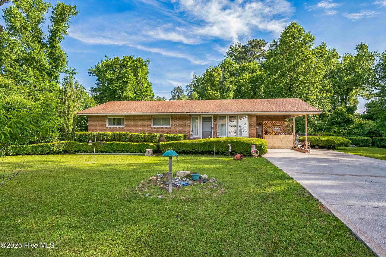 525 Edwards Road - Photo 1