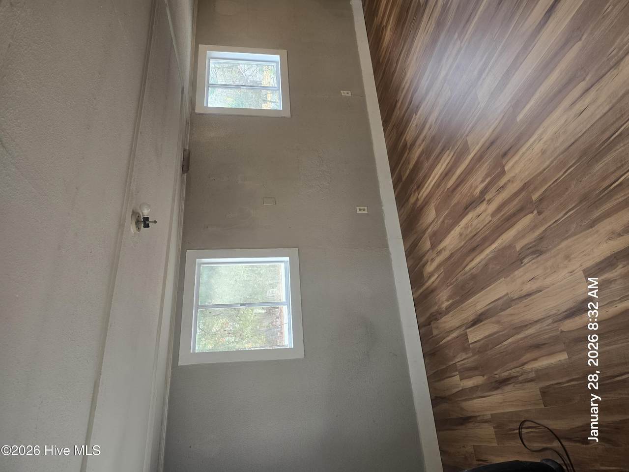 1120 Newsome Street - Photo 1