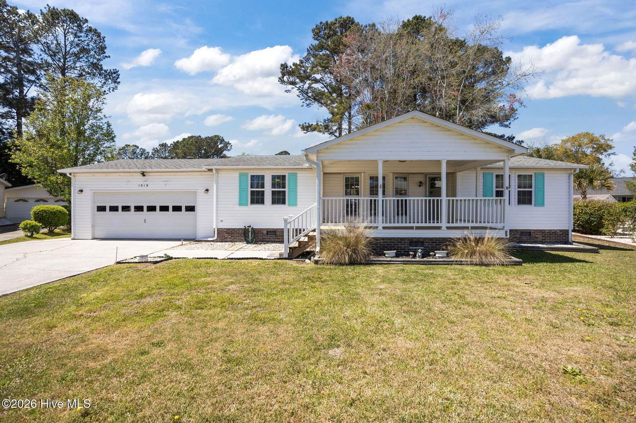 1018 Waterview Lane - Photo 1