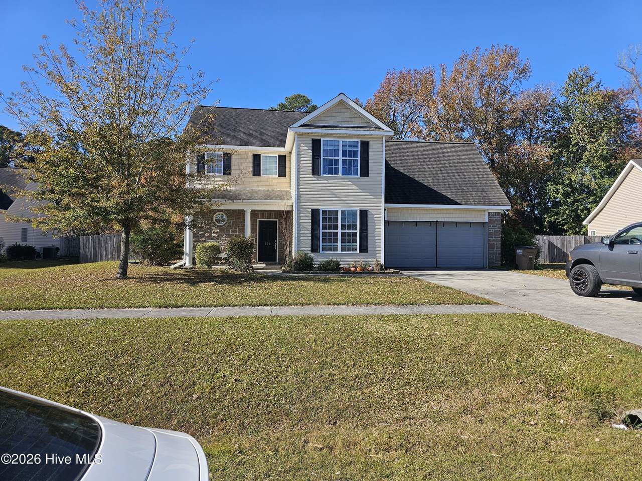 222 Diamond Court - Photo 1