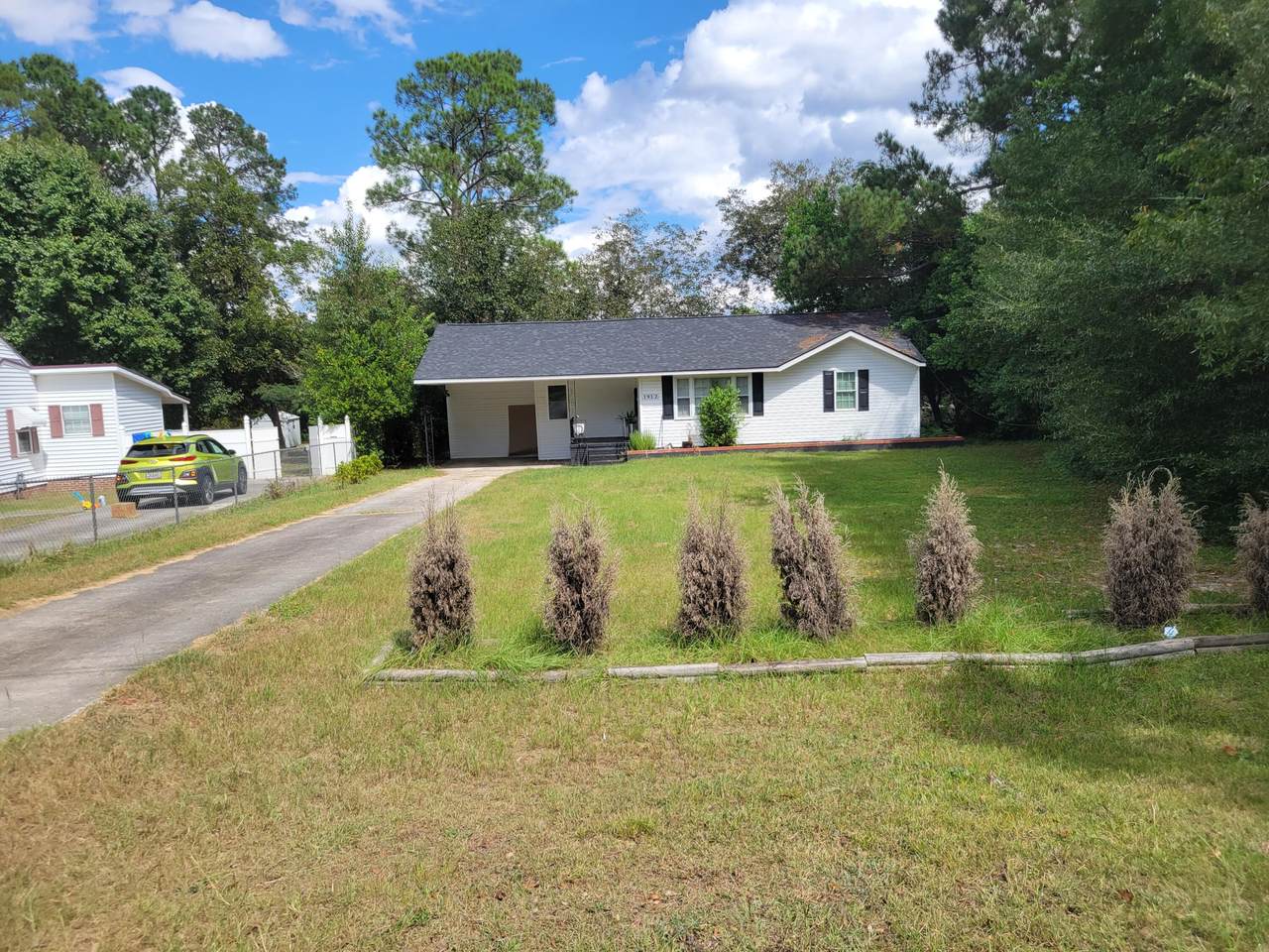 1912 Elizabeth Drive - Photo 1