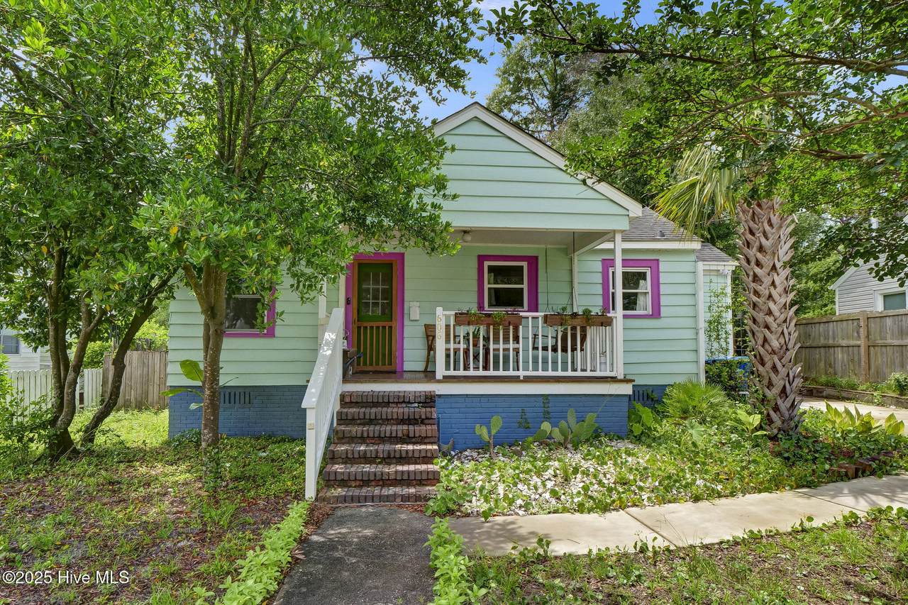 606 Ivey Circle - Photo 1