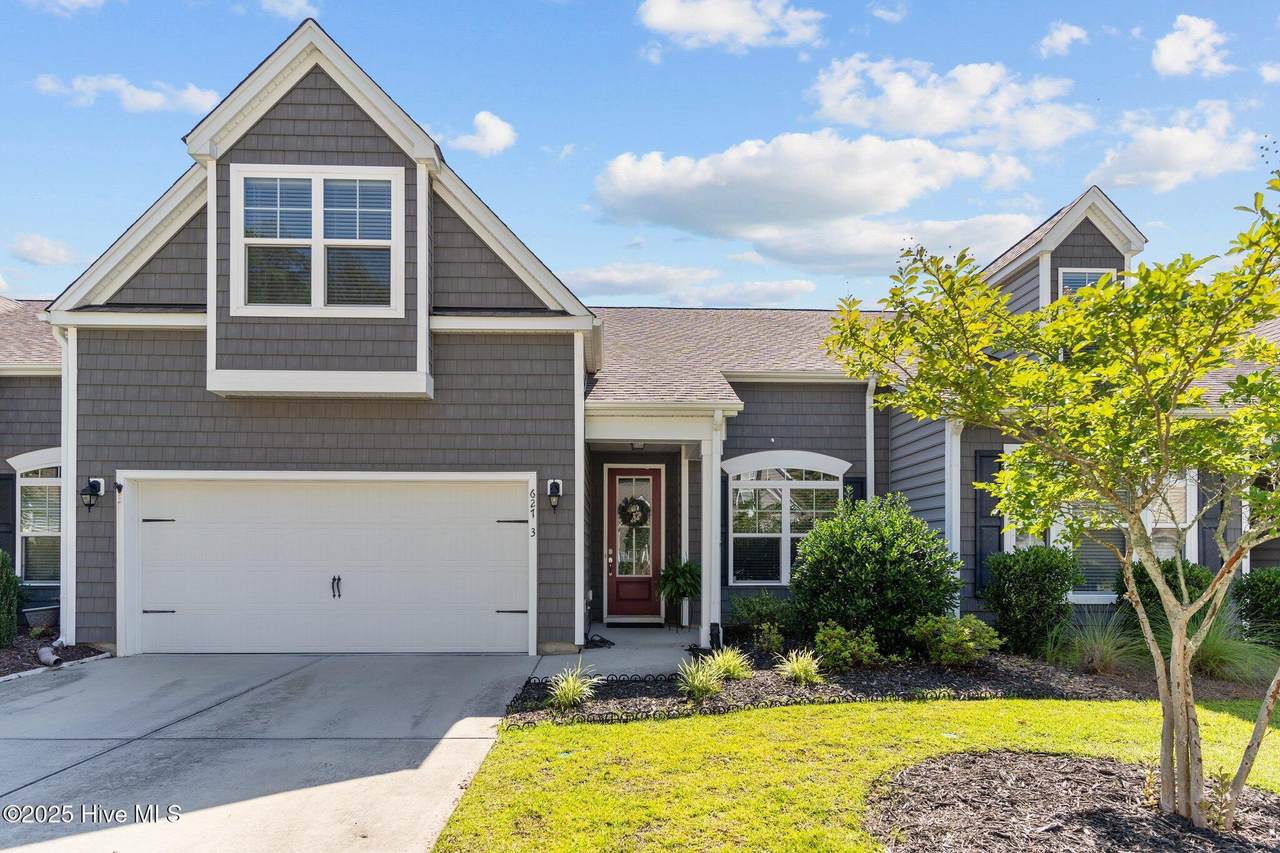 627 Cambeck Drive - Photo 1