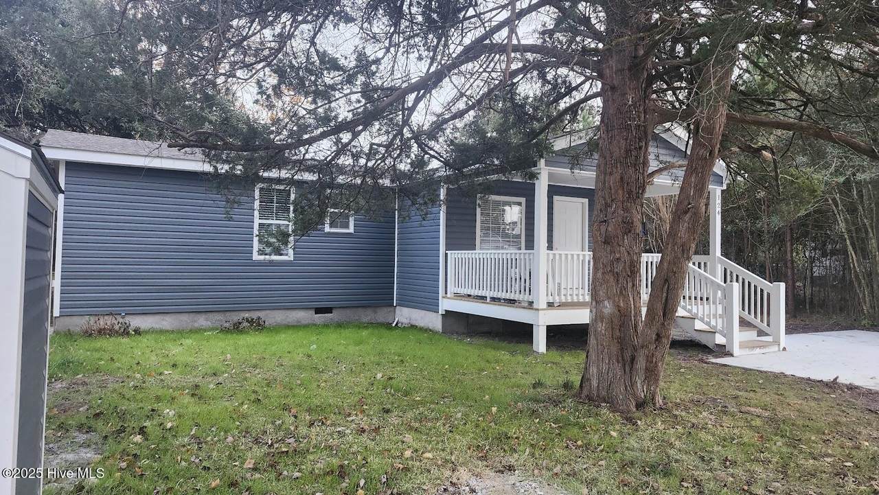 124 Zacchaeus Avenue - Photo 1