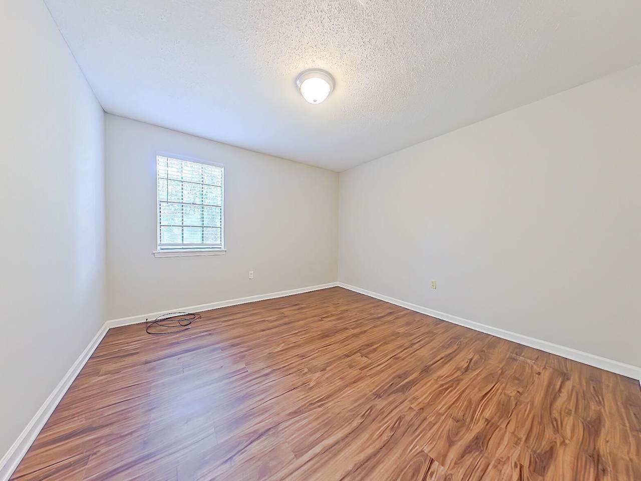 850 Brookfield Parkway - Photo 1