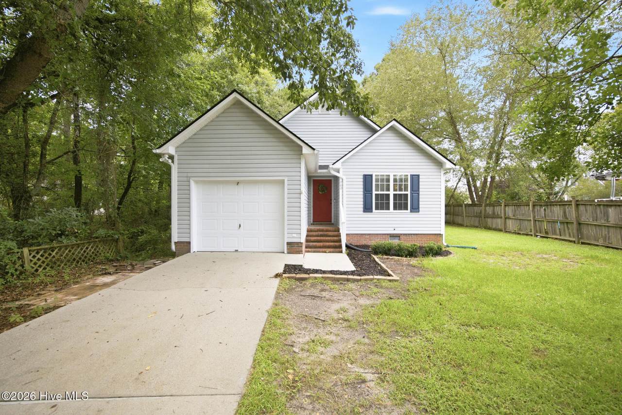 702 William And Mary Place - Photo 1