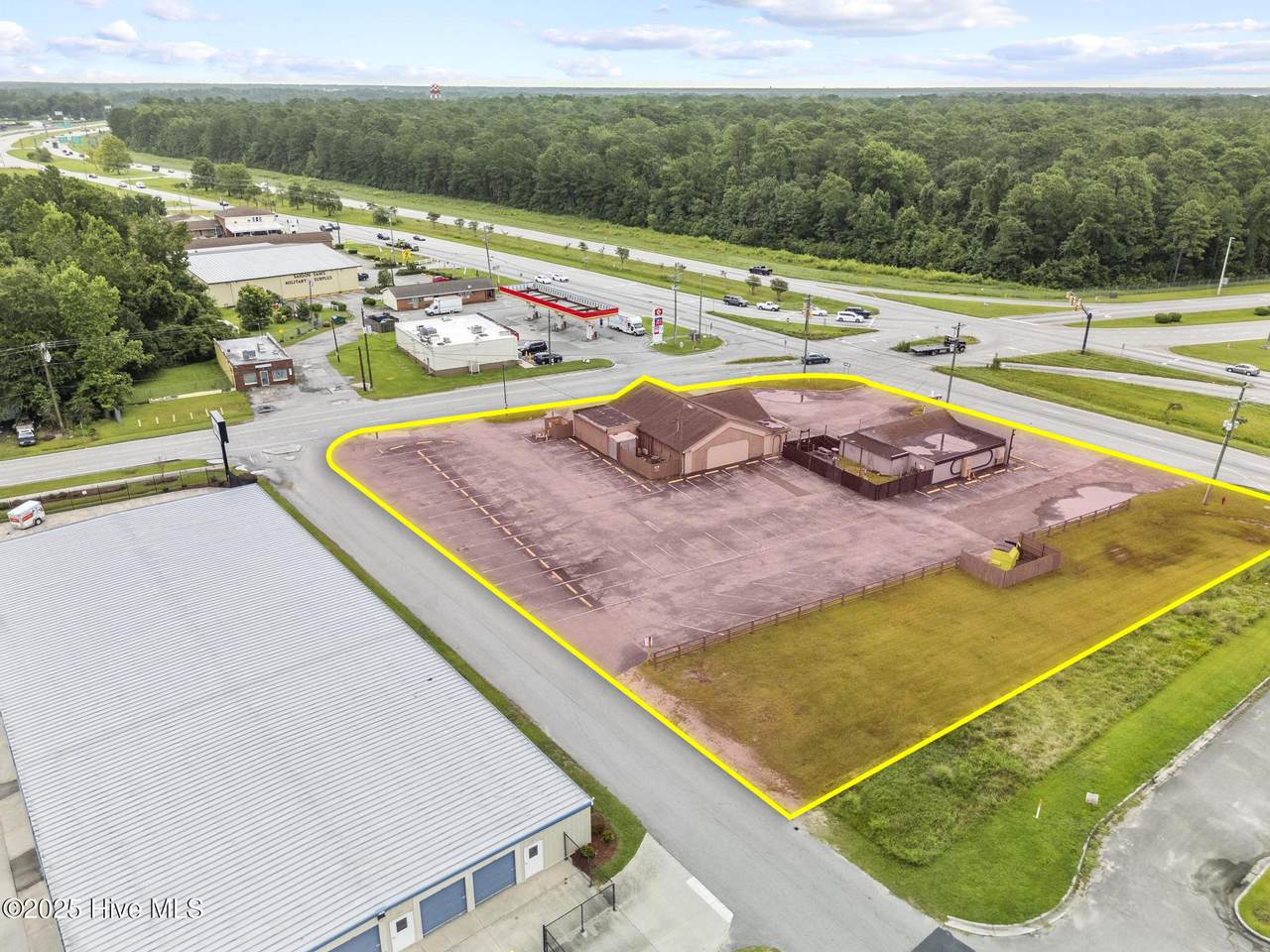 2004 Wilmington Highway - Photo 1