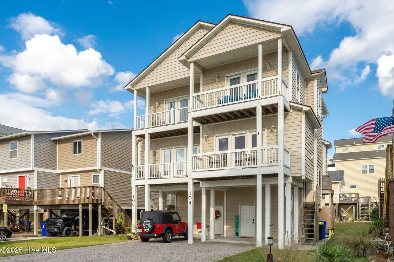 104 Sea Oaks Court - Photo 1
