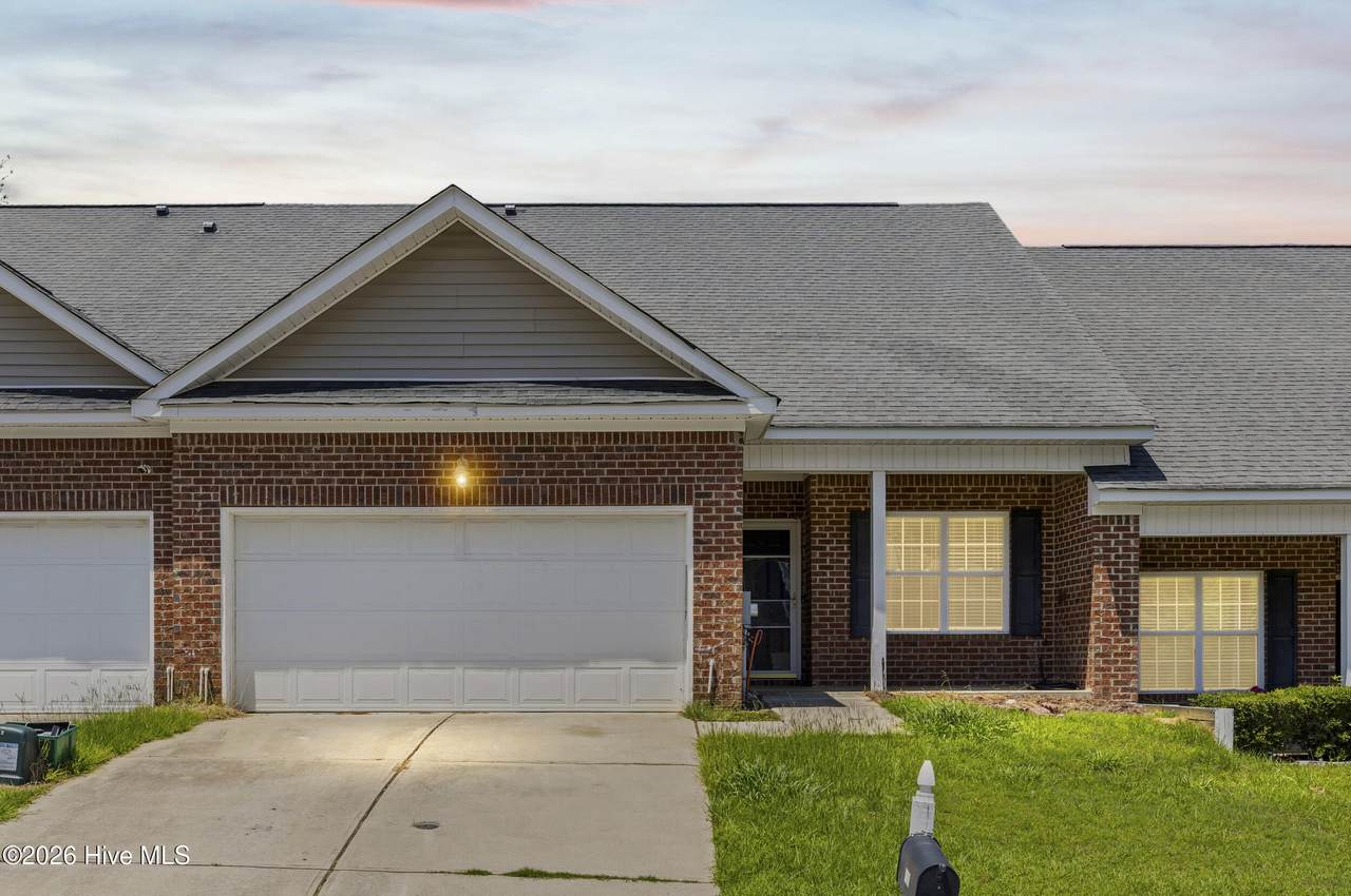 412 Bowen Falls - Photo 1