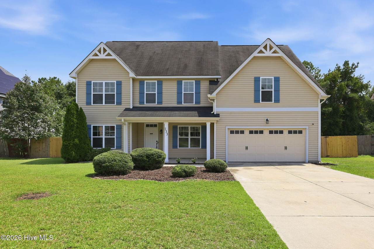 133 Emma Court - Photo 1