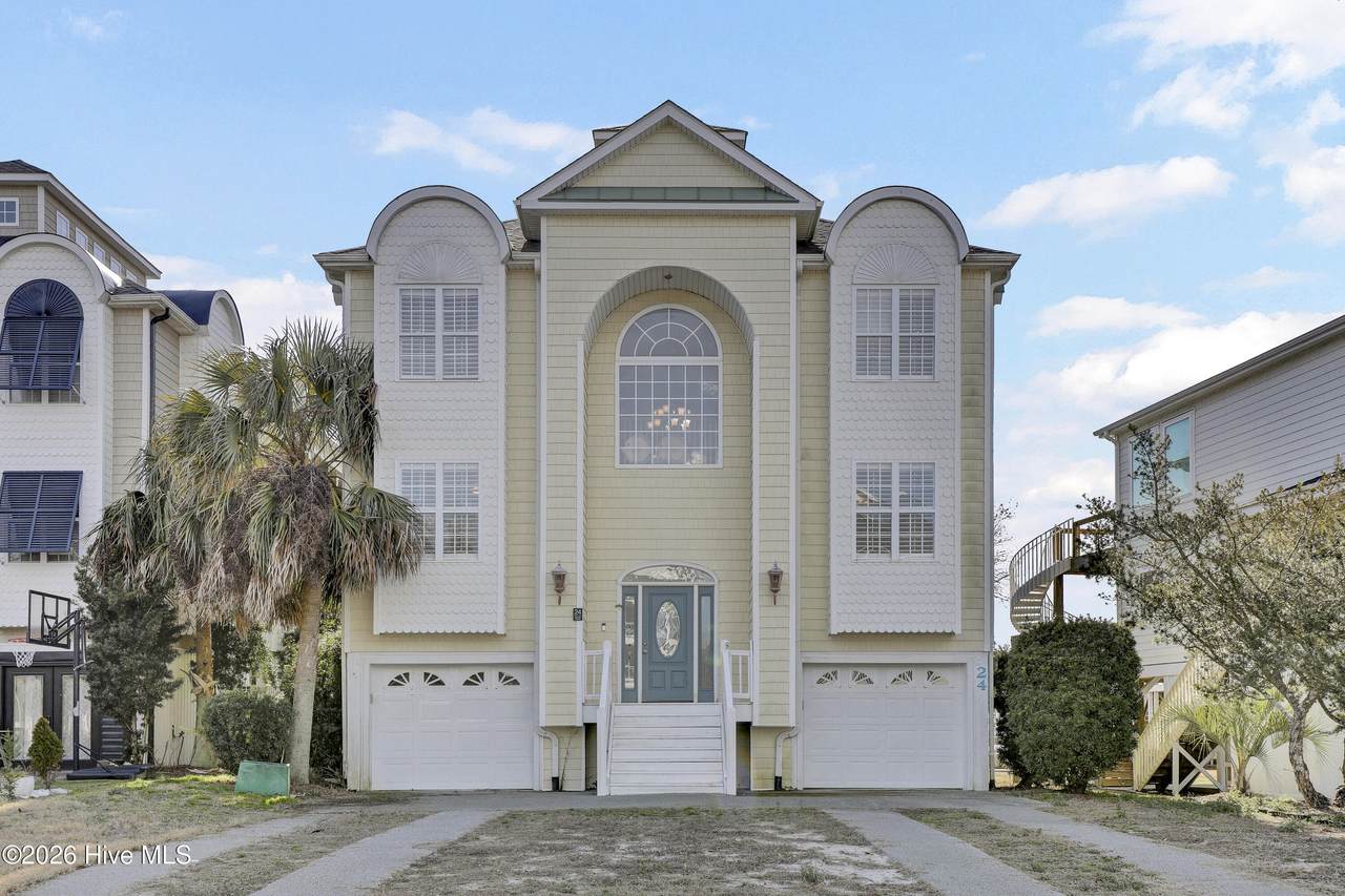 24 Sandy Lane - Photo 1
