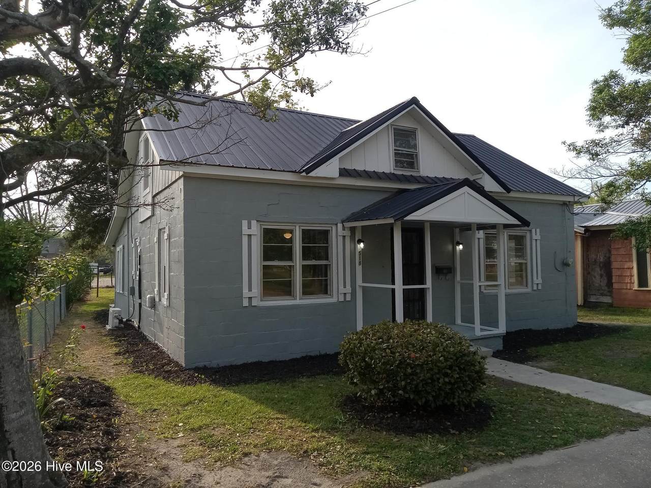 518 Brown Street - Photo 1