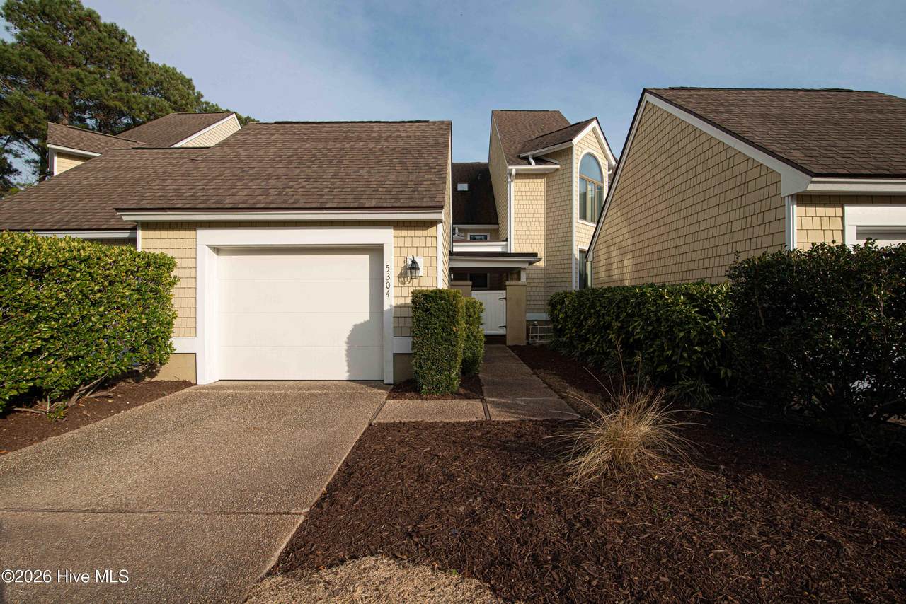 5304 Villa Court - Photo 1