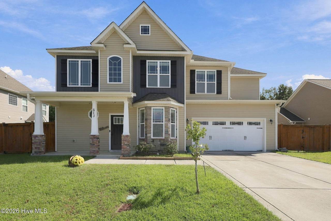 813 Tuscarora Trail - Photo 1