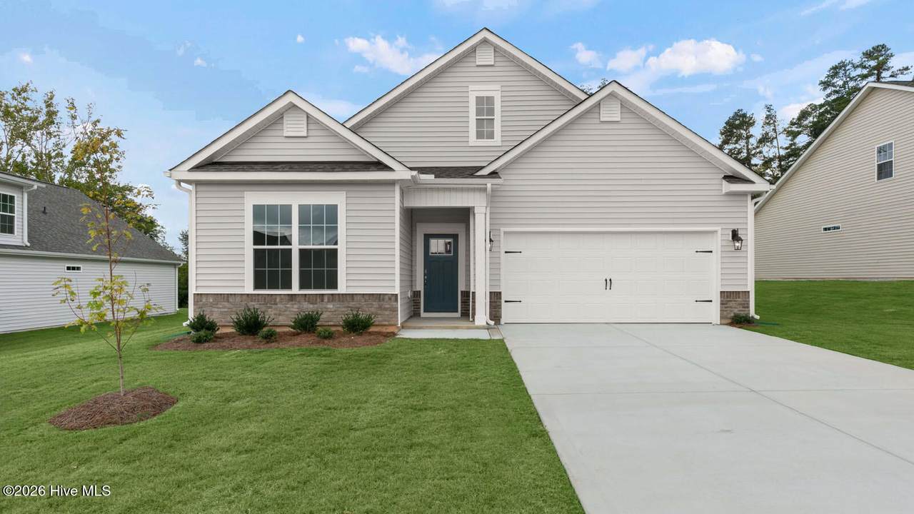 373 Alexis Loop - Photo 1