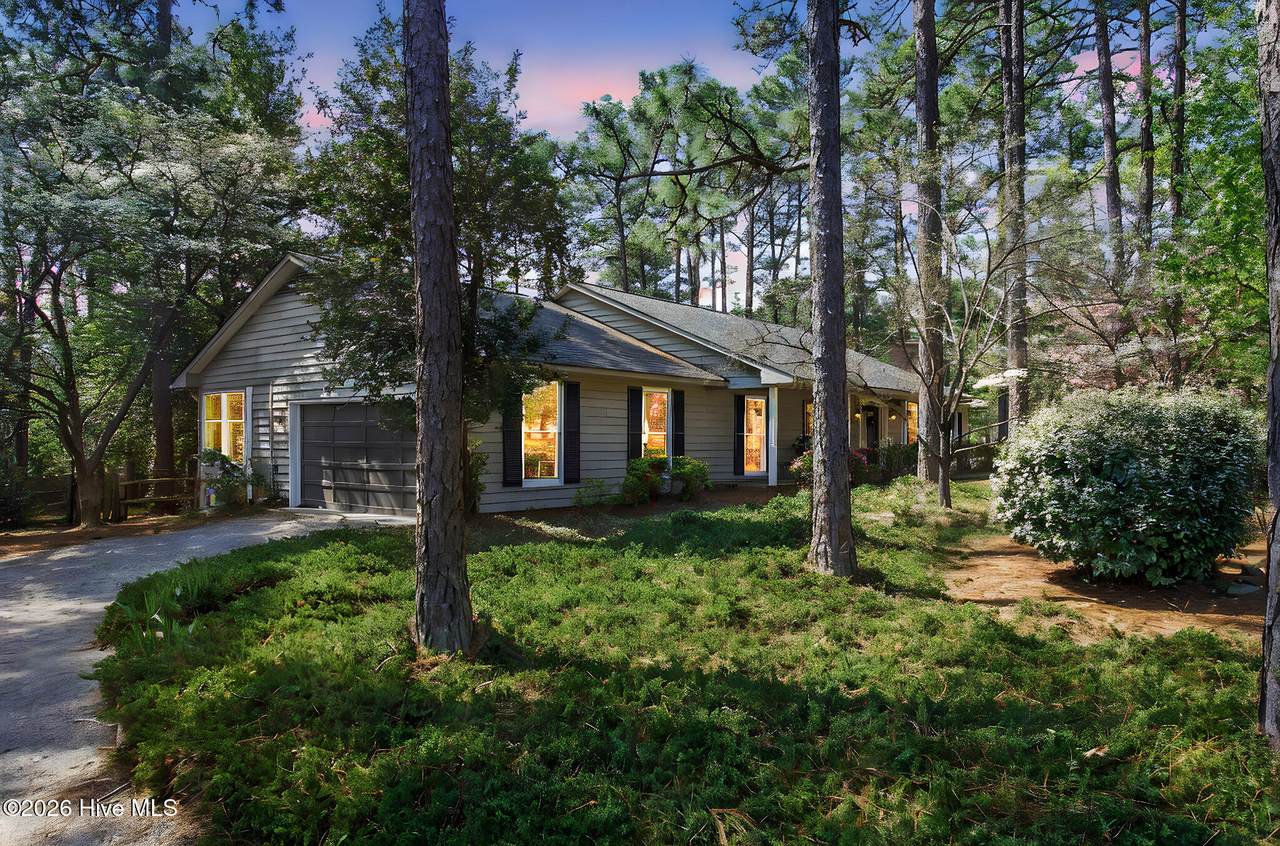 150 Pebble Beach Place - Photo 1