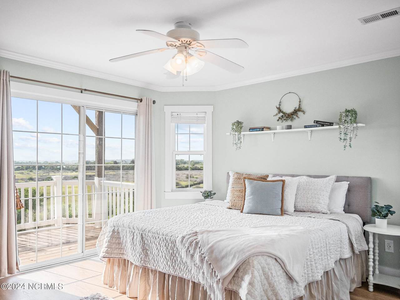 108 Calinda Cay Court - Photo 1