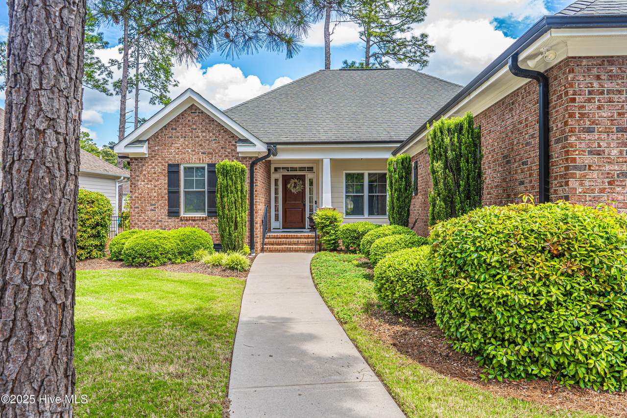 201 Sundew Court - Photo 1