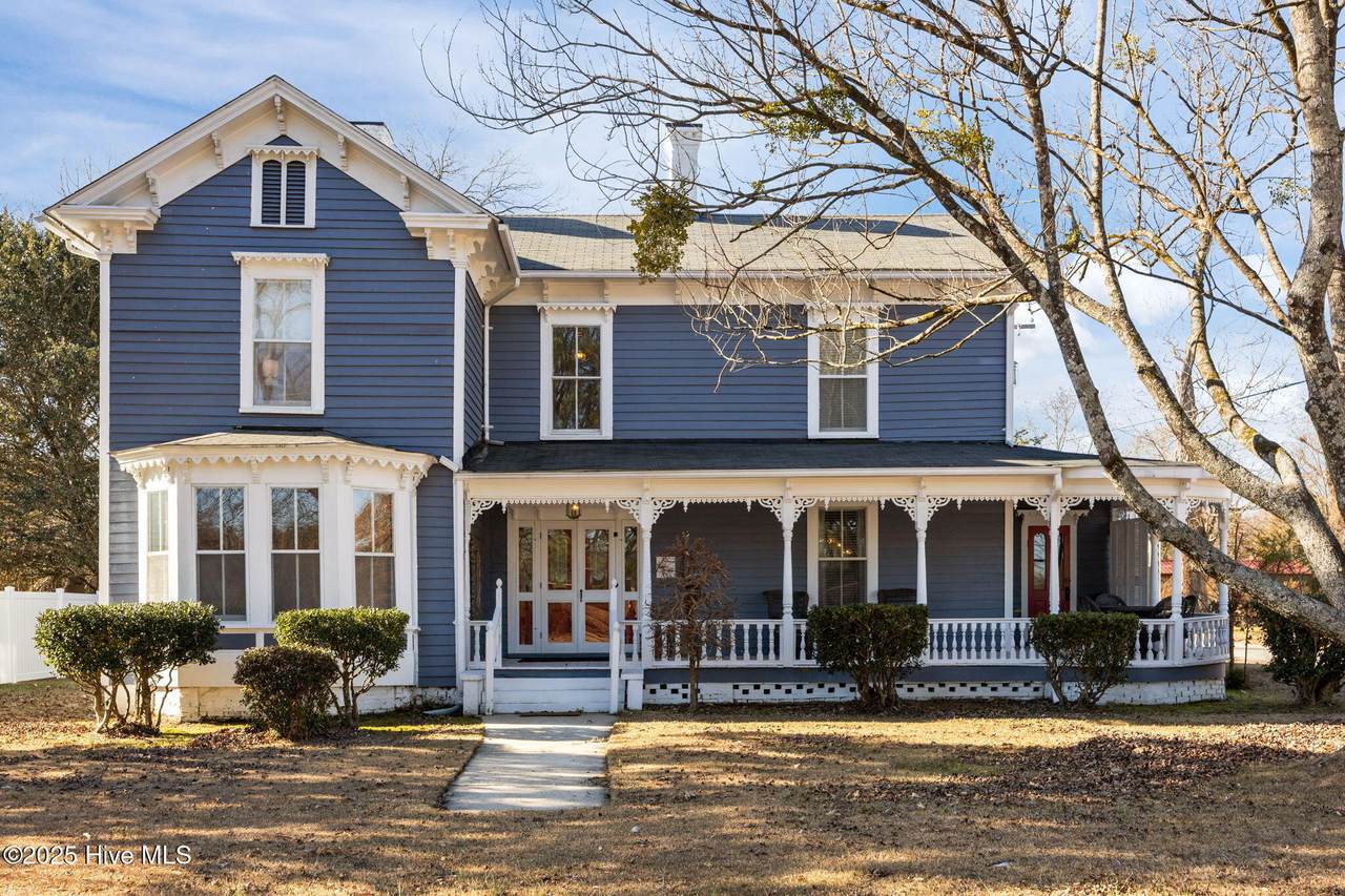 308 Front Street - Photo 1