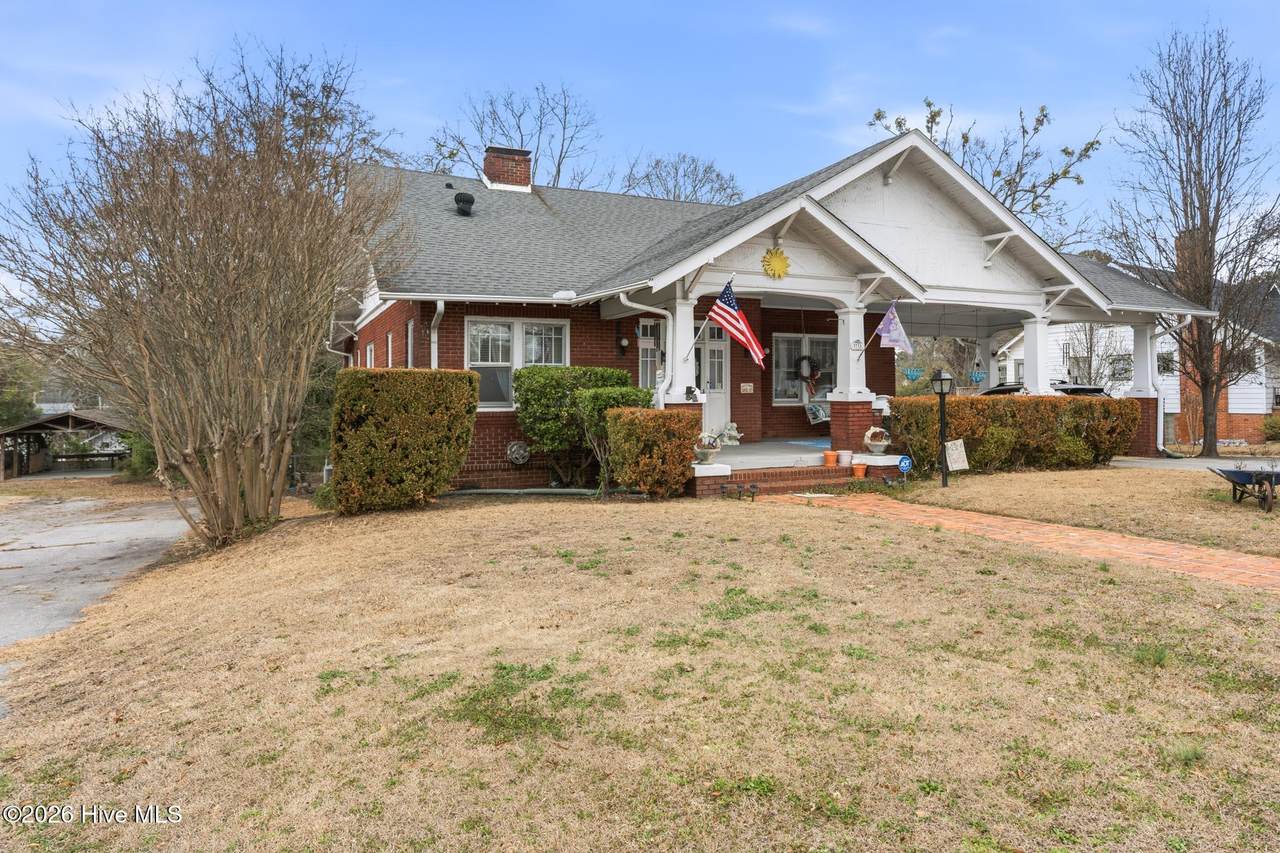 1113 Fayetteville Road - Photo 1