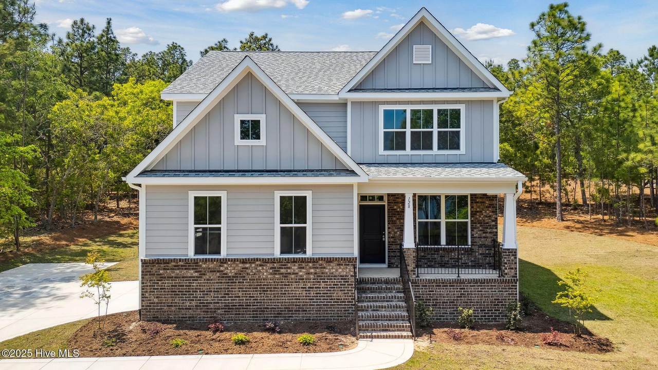 128 Shaw Drive - Photo 1