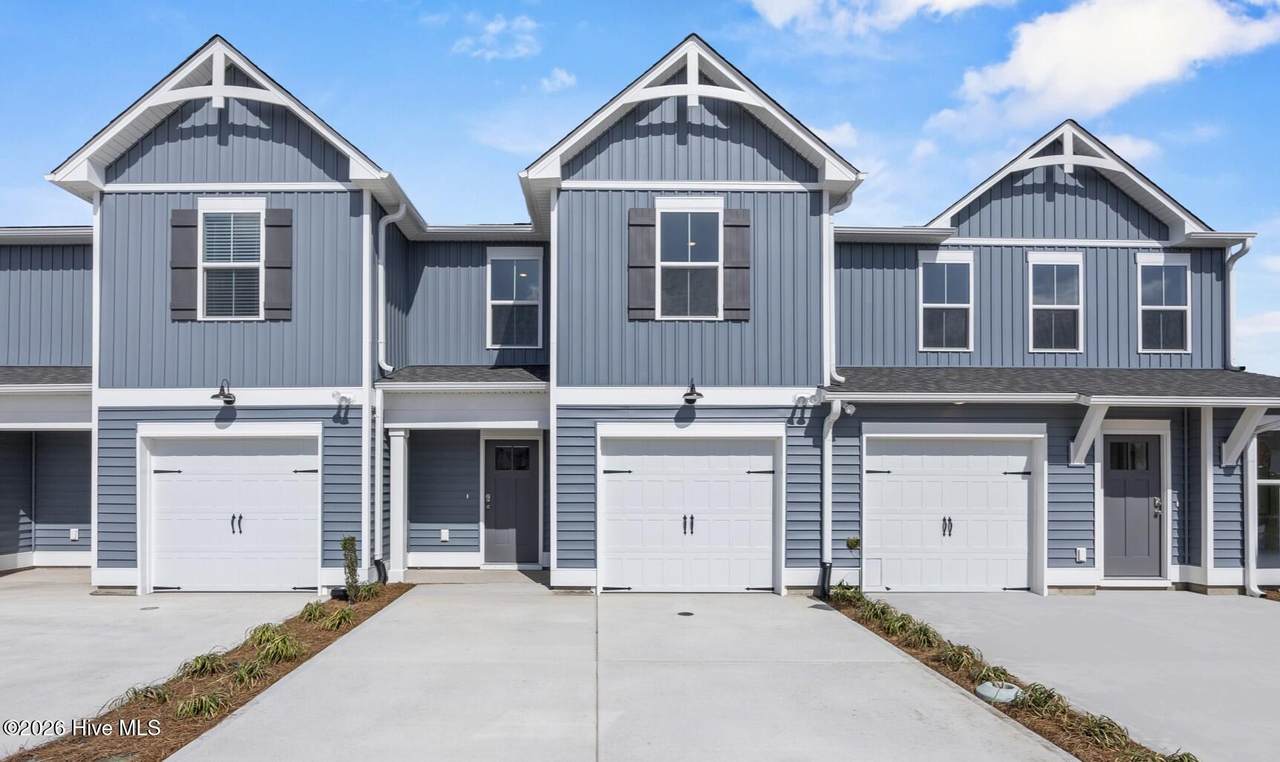 62 Pioneer Way - Photo 1