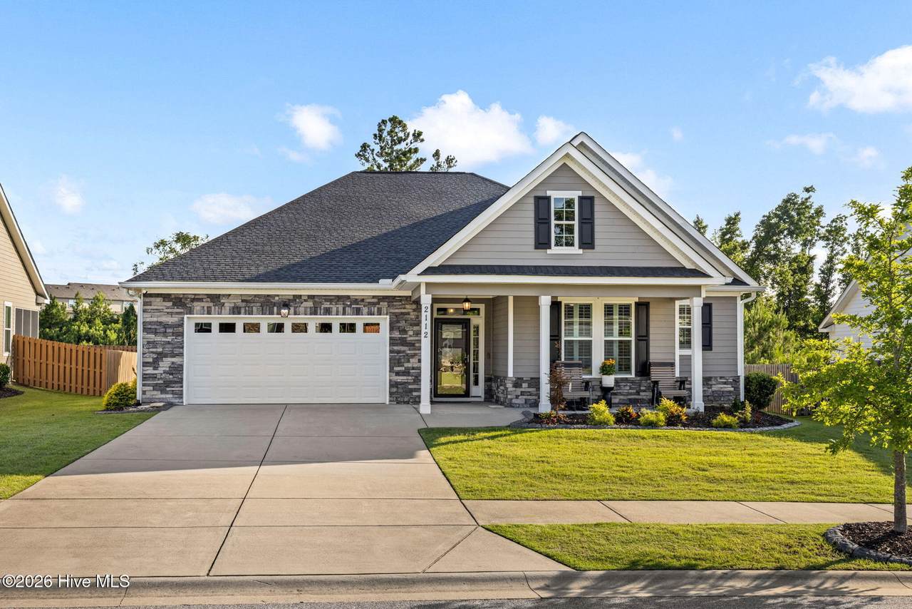 2112 Sinclair Drive - Photo 1