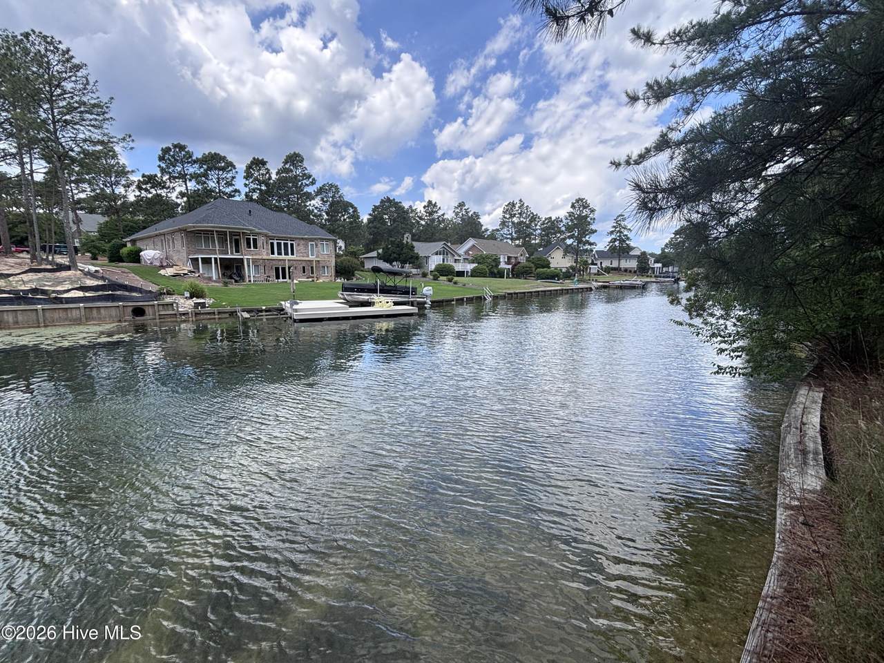 111 Callis Circle - Photo 1