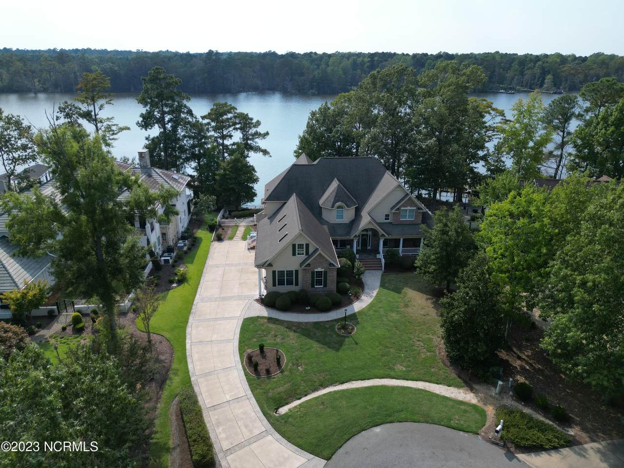 105 Back Creek Court - Photo 1
