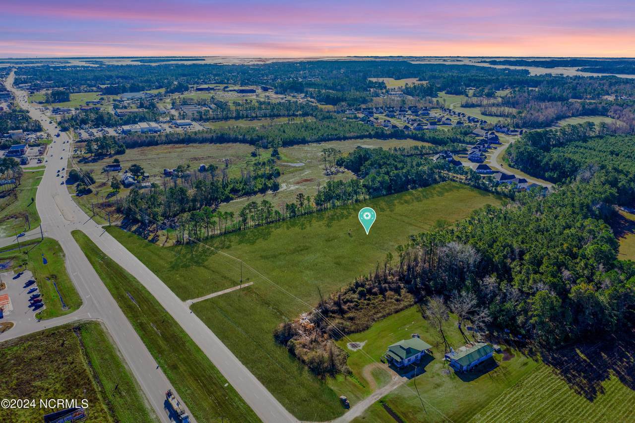 4178 Freedom Way - Photo 1