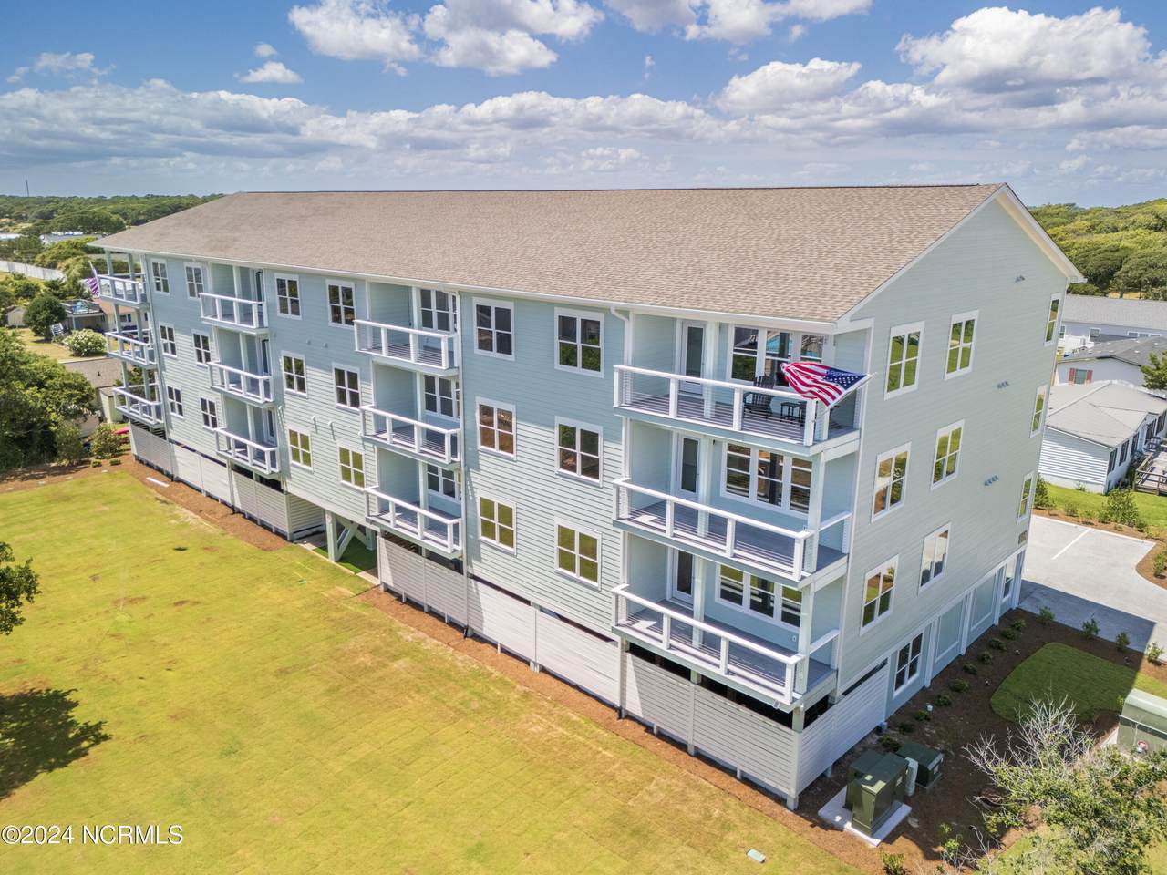 109 Knollwood Drive - Photo 1