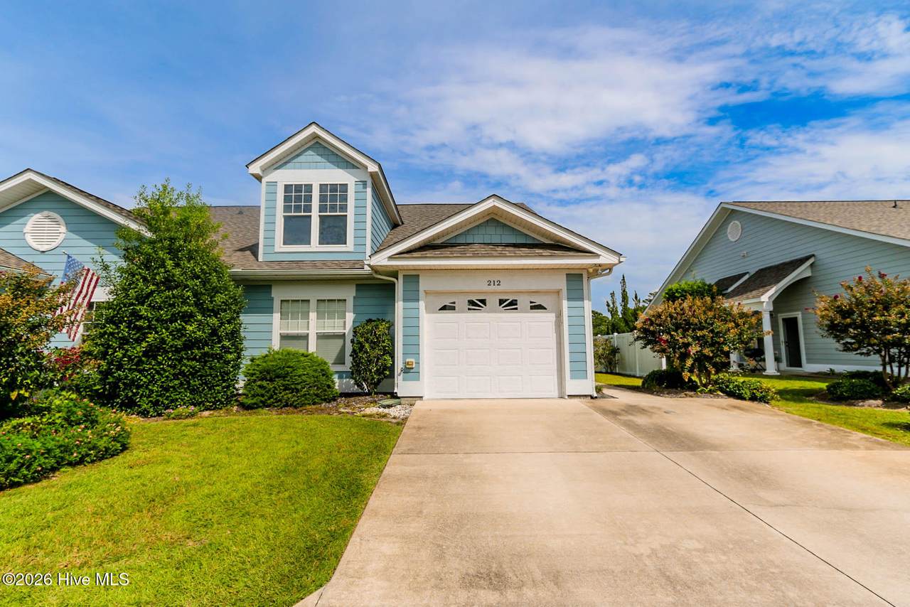 212 Diamond Cove - Photo 1