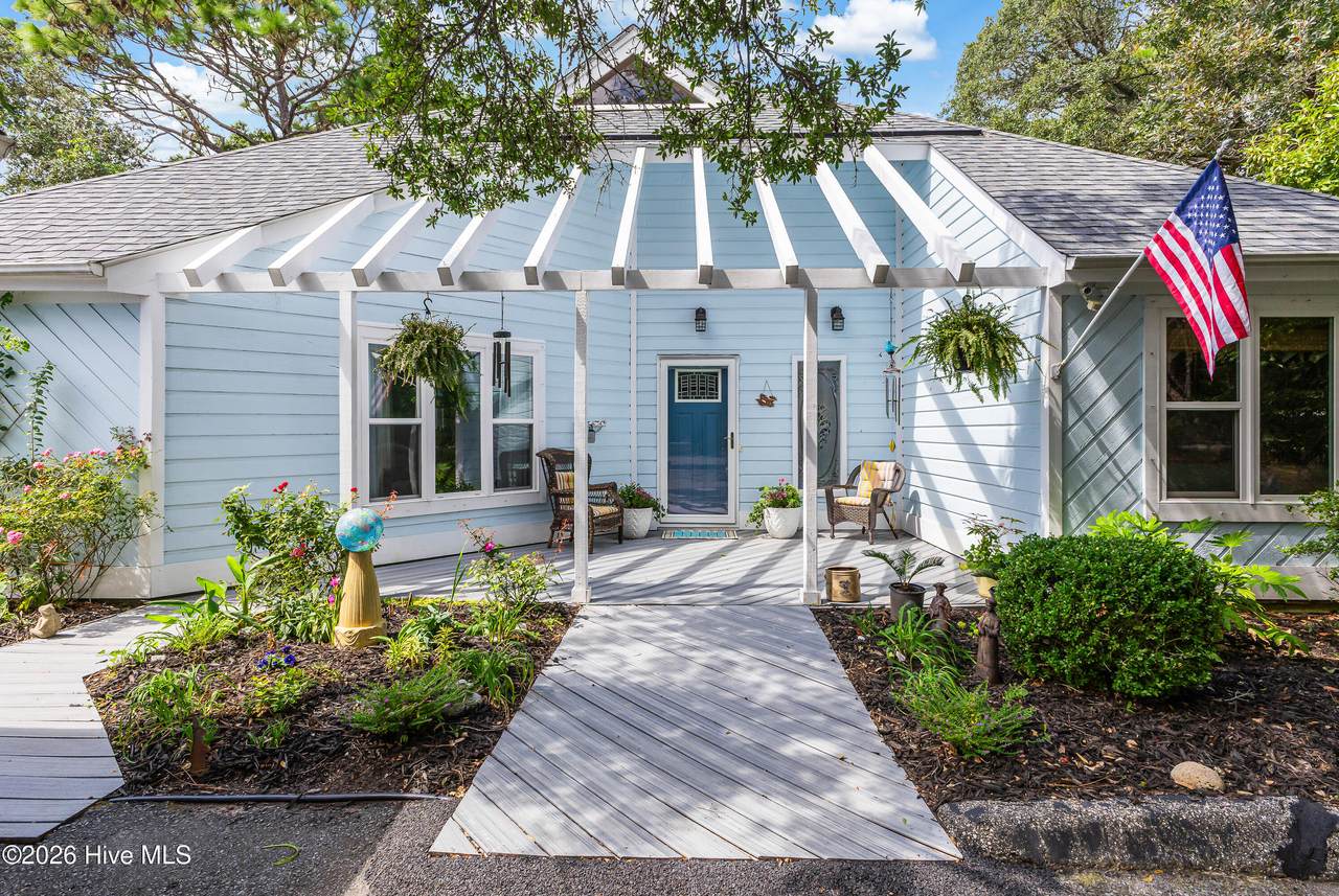 22 Augusta Drive - Photo 1