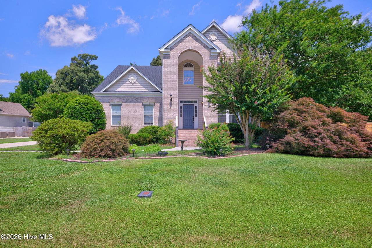 283 Green View Road - Photo 1